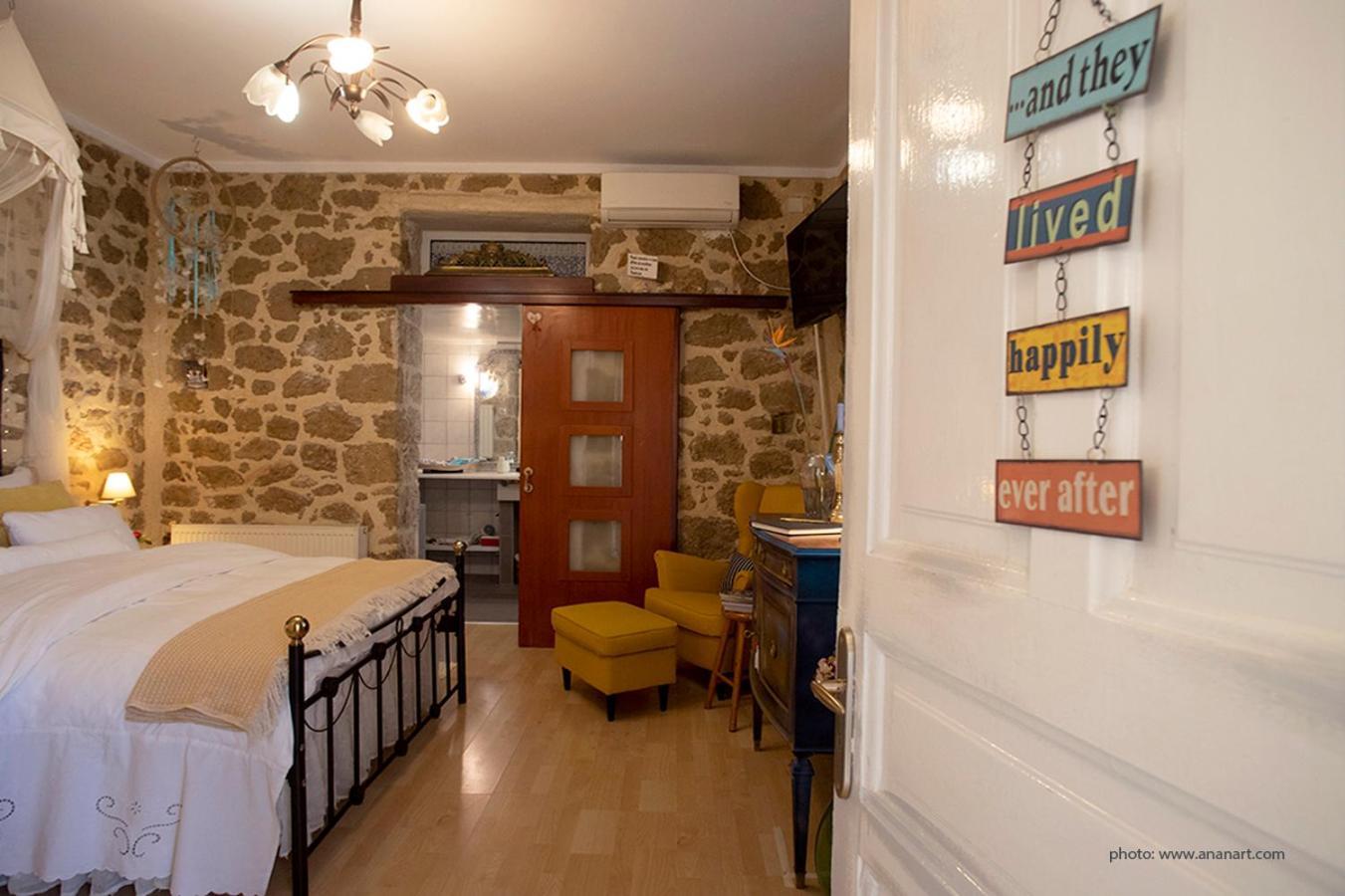 Stone Suite In The Center Of Corinto Exterior foto